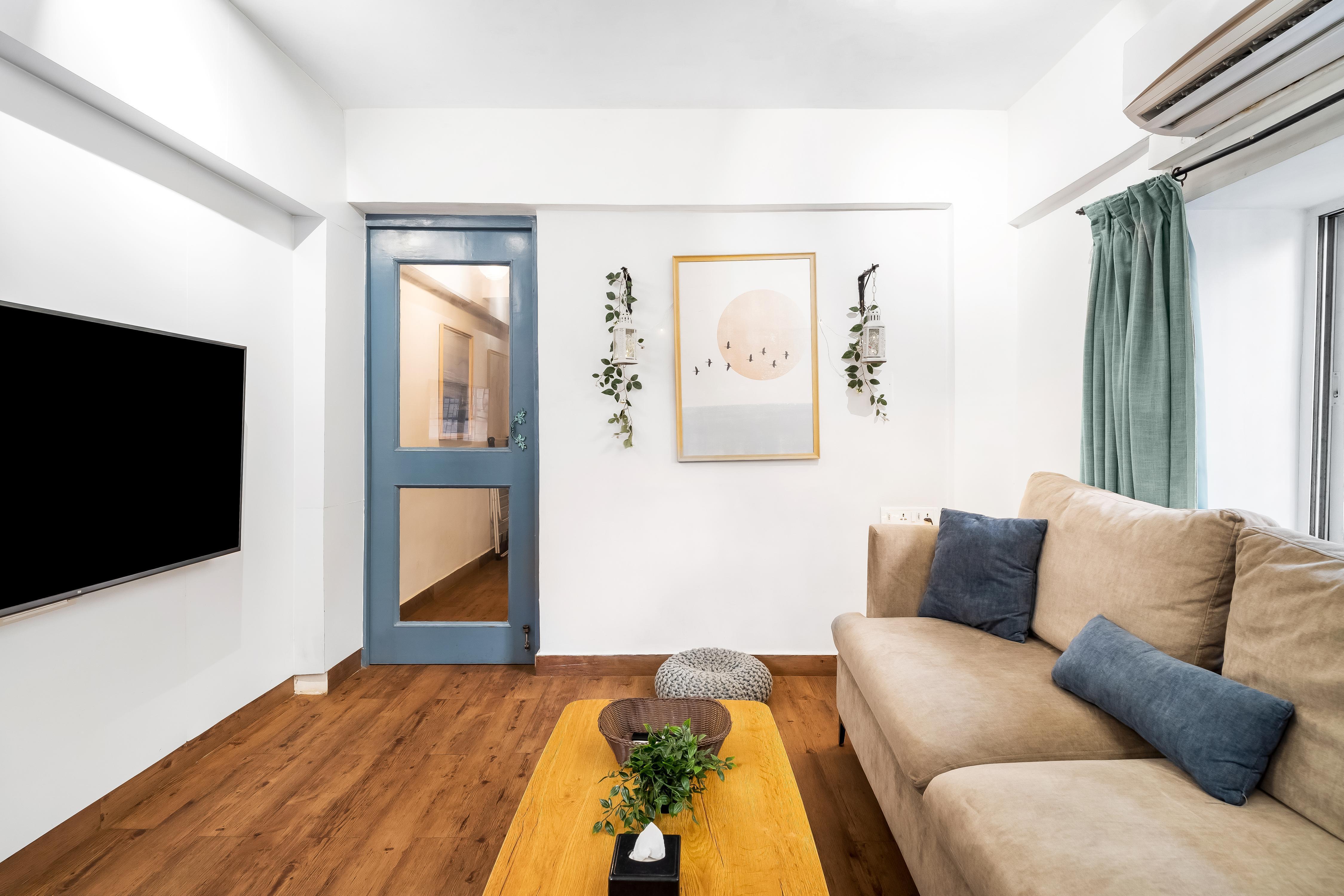 Tori 1BHK in Bandra W by SquareOne Stays - Tap to explore photos