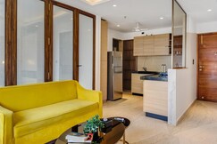 Rooms of Emily Studio near BKC by Squareone Stays