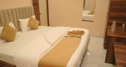 Durgesh Inn Hotel And Banquet Room Type - Premium Deluxe Room