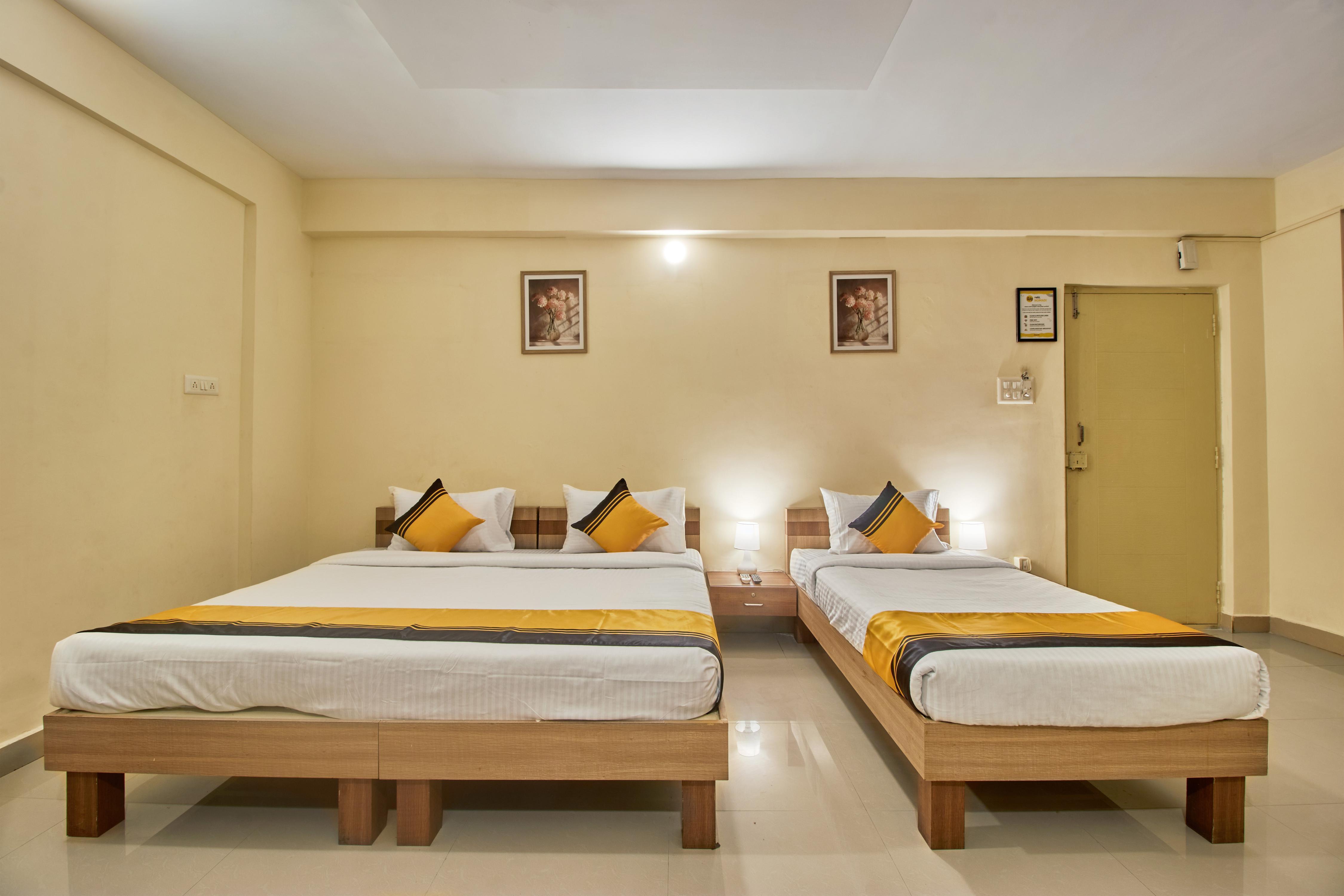 Itsy Hotels Emirates Suites - Near RMZ EcoWorld, Bellandur - Tap to explore photos
