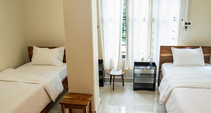 Seven Miles hotel Room Type - Twin Bed Seven Miles hotel Room Type - Twin Bed