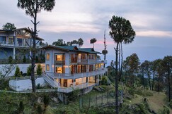 SaffronStays Brookside Estate