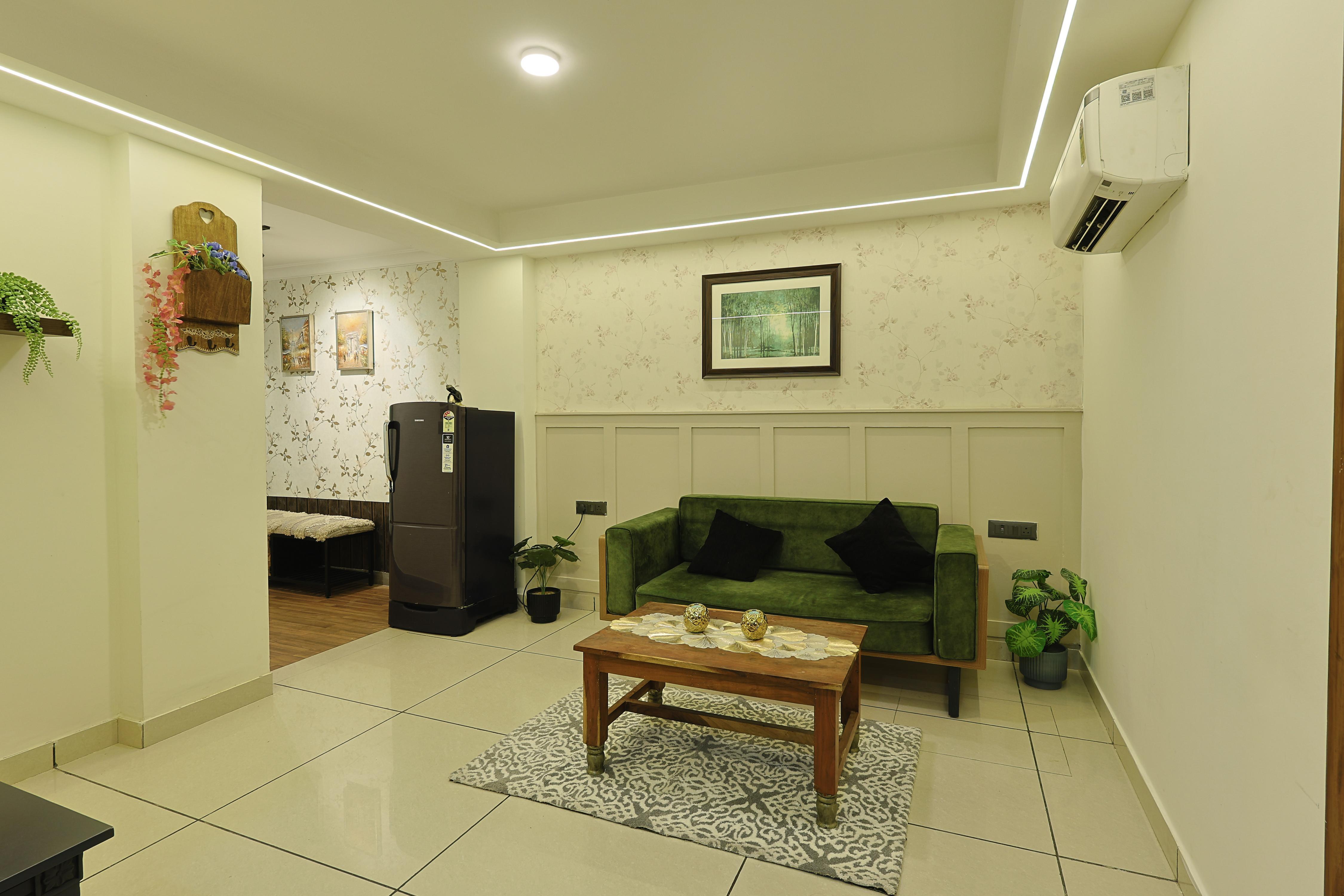 Antar Luxe Living - Golf Course Road - Tap to explore photos