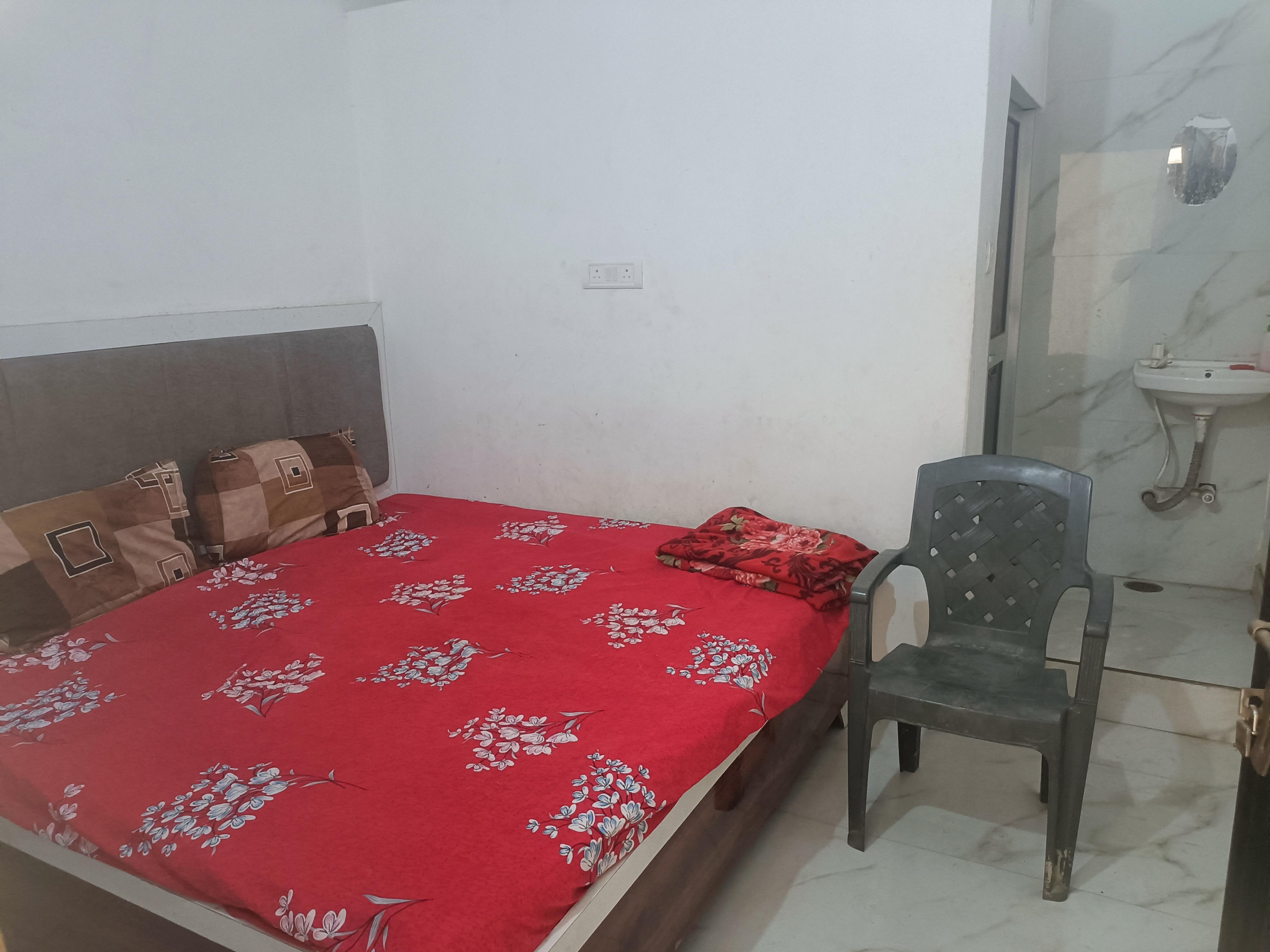 Sangam guest house - Tap to explore photos