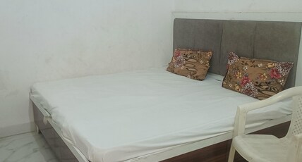 Sangam guest house Room Type - Bedroom 5