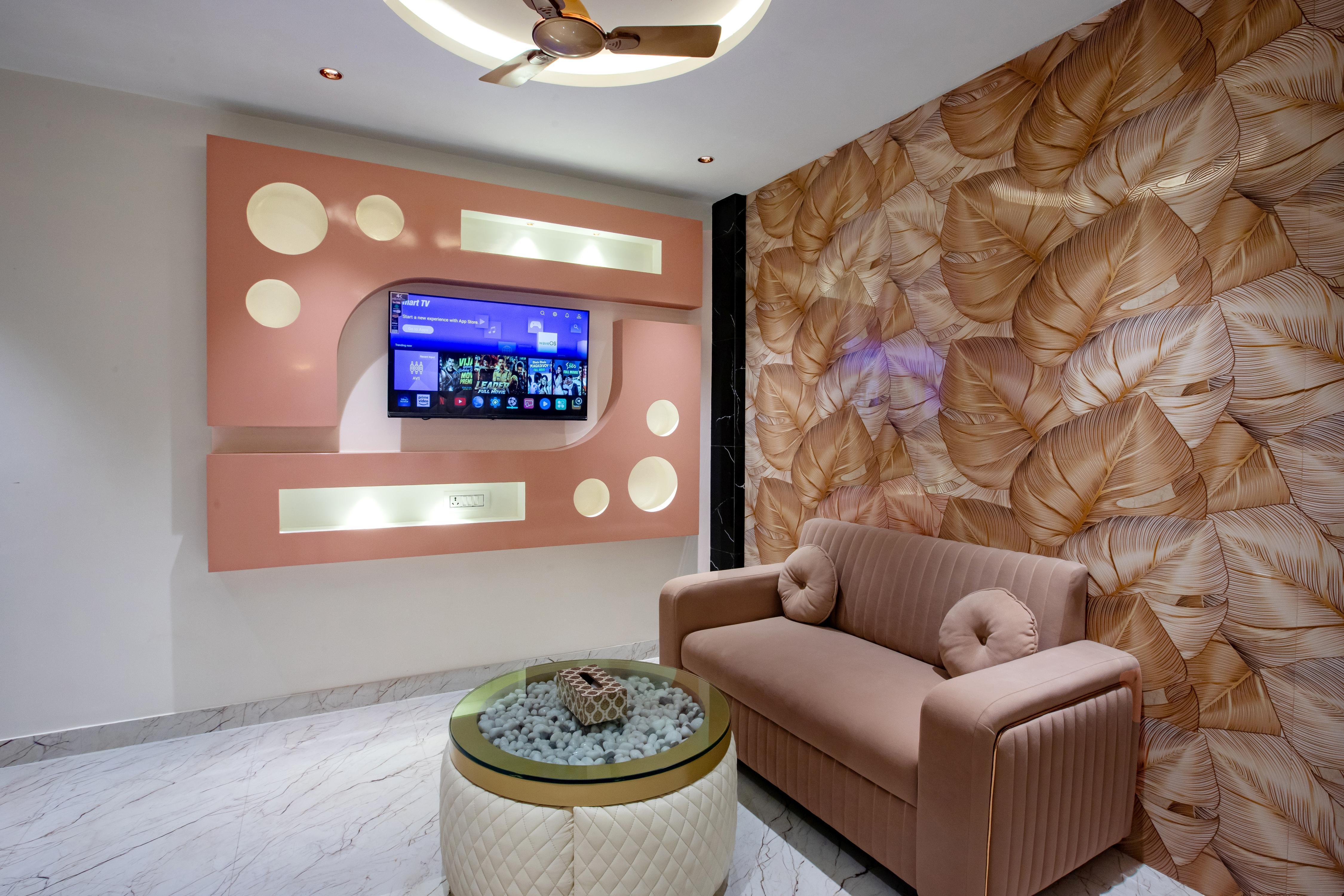 Brown Inn Luxury Hotel, Near US Consulate, BKC - Tap to explore photos