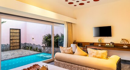 ELIVAAS Kimaya | Suite With Shared Game Zone Room Type - Suite Room