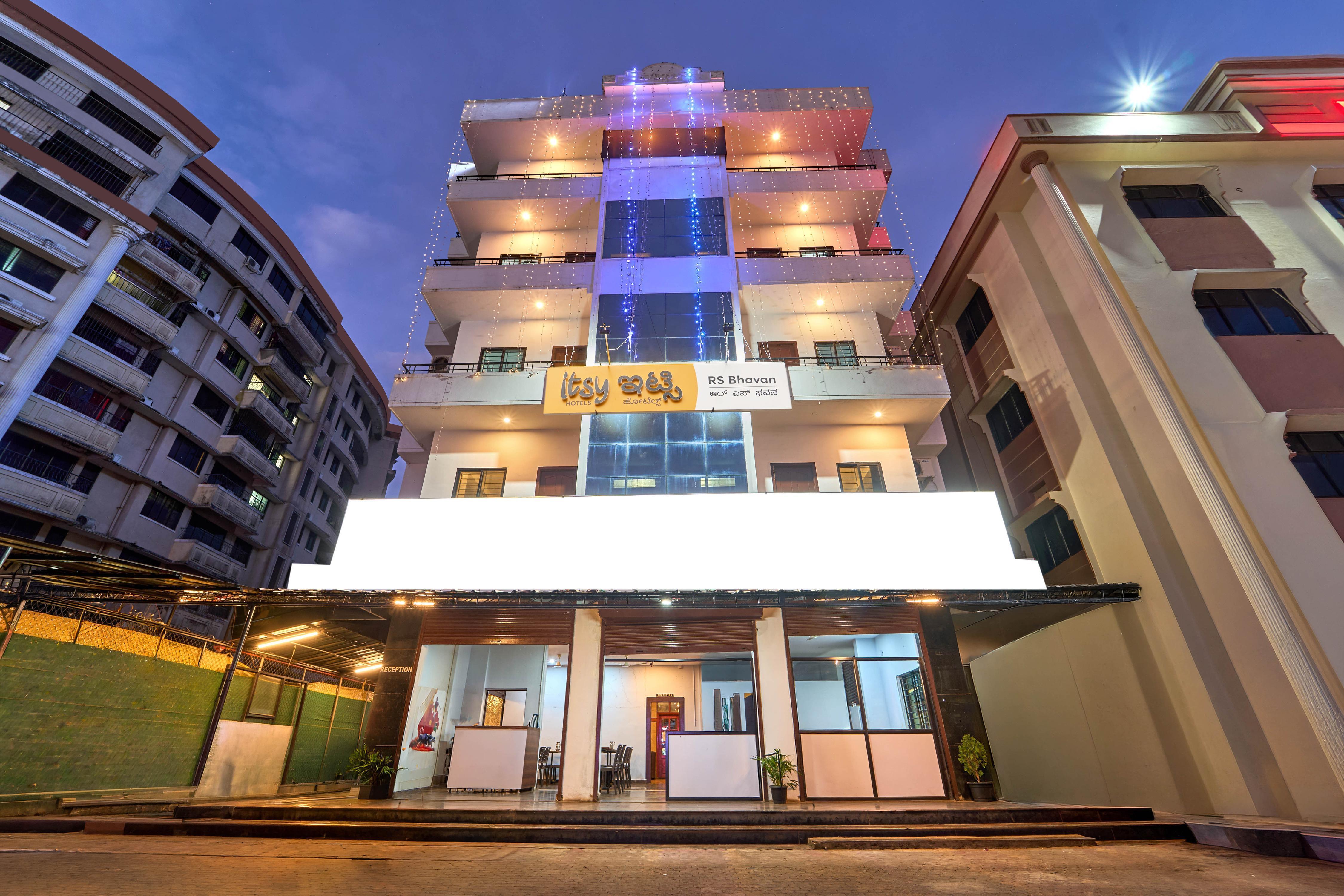 Itsy Hotels R S Bhavan, 2 km from MIT Gate - Tap to explore photos