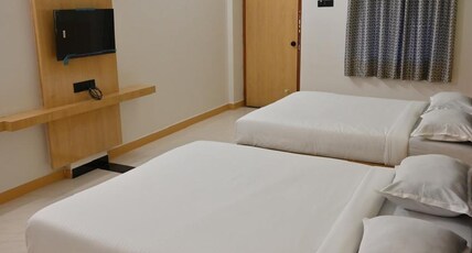 Hotel Sai Vaibhav Room Type - Family Four Bed A.C. Room