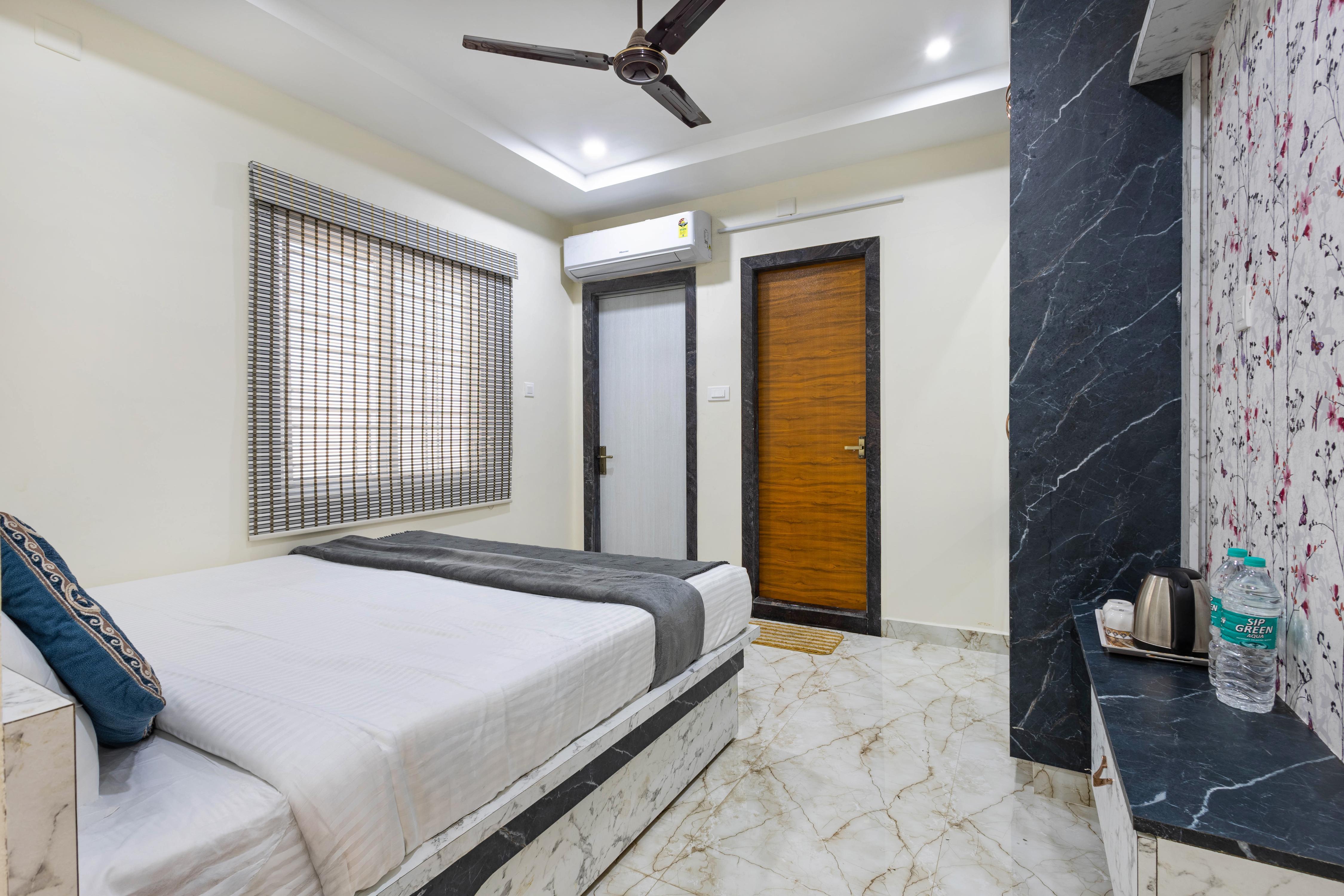 Hotel Southern Suites Grand Nellore - Tap to explore photos