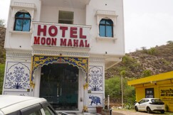 Hotel Moon Mahal