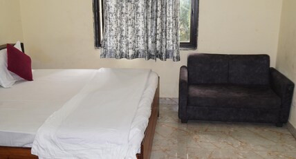 Hotel Moon Mahal Room Type - Deluxe Room