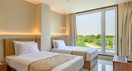 Amritara The Samagam Room Type - Premium Twin Room with River View