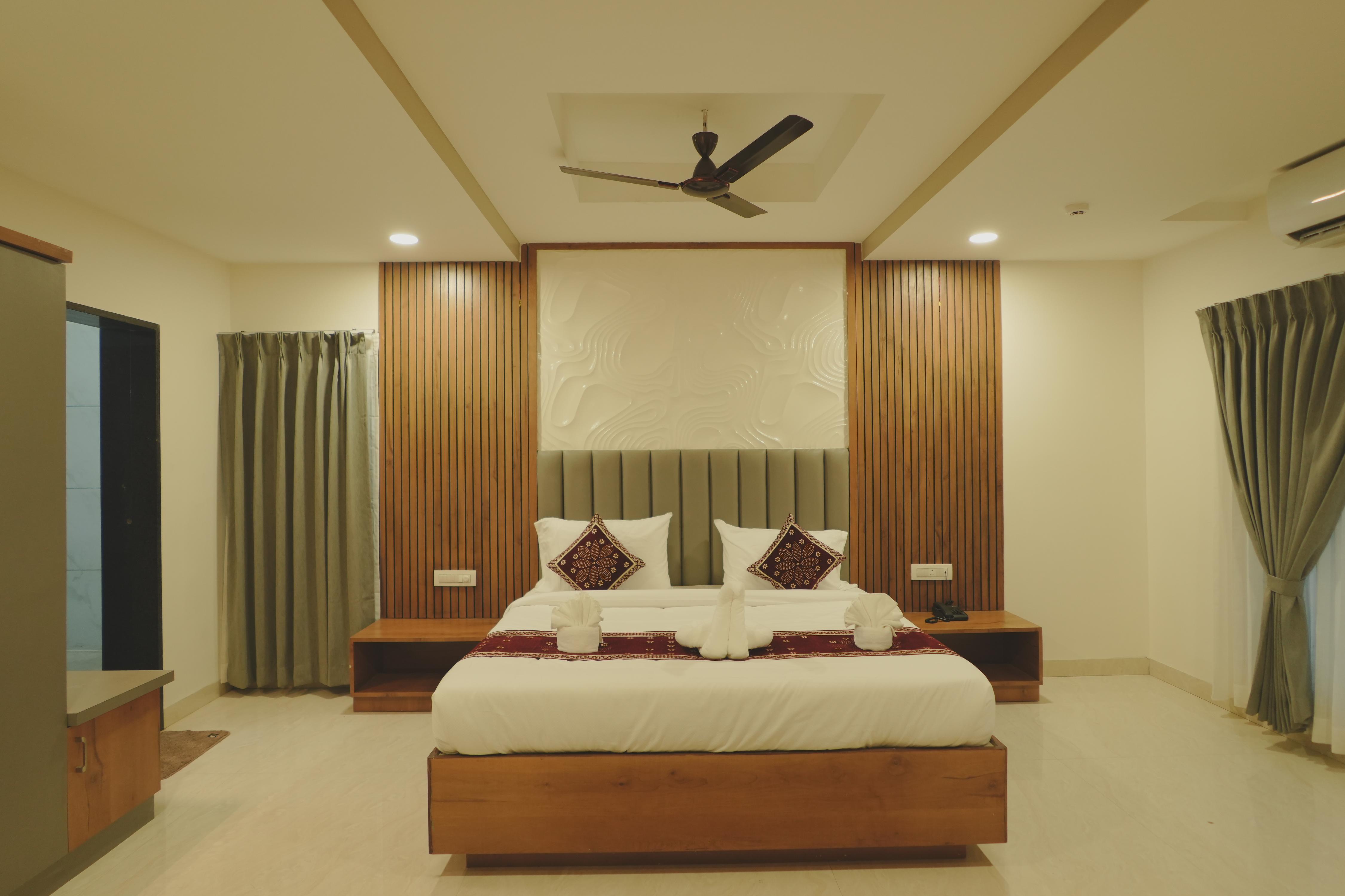 HOTEL ANANTH INN Room Type - Executive Double Room