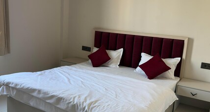 Hotel Shravan Royal Inn Room Type - Deluxe Room