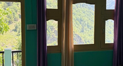 Mountain Goat Guest House & Restaurant Room Type - Jungle view Room