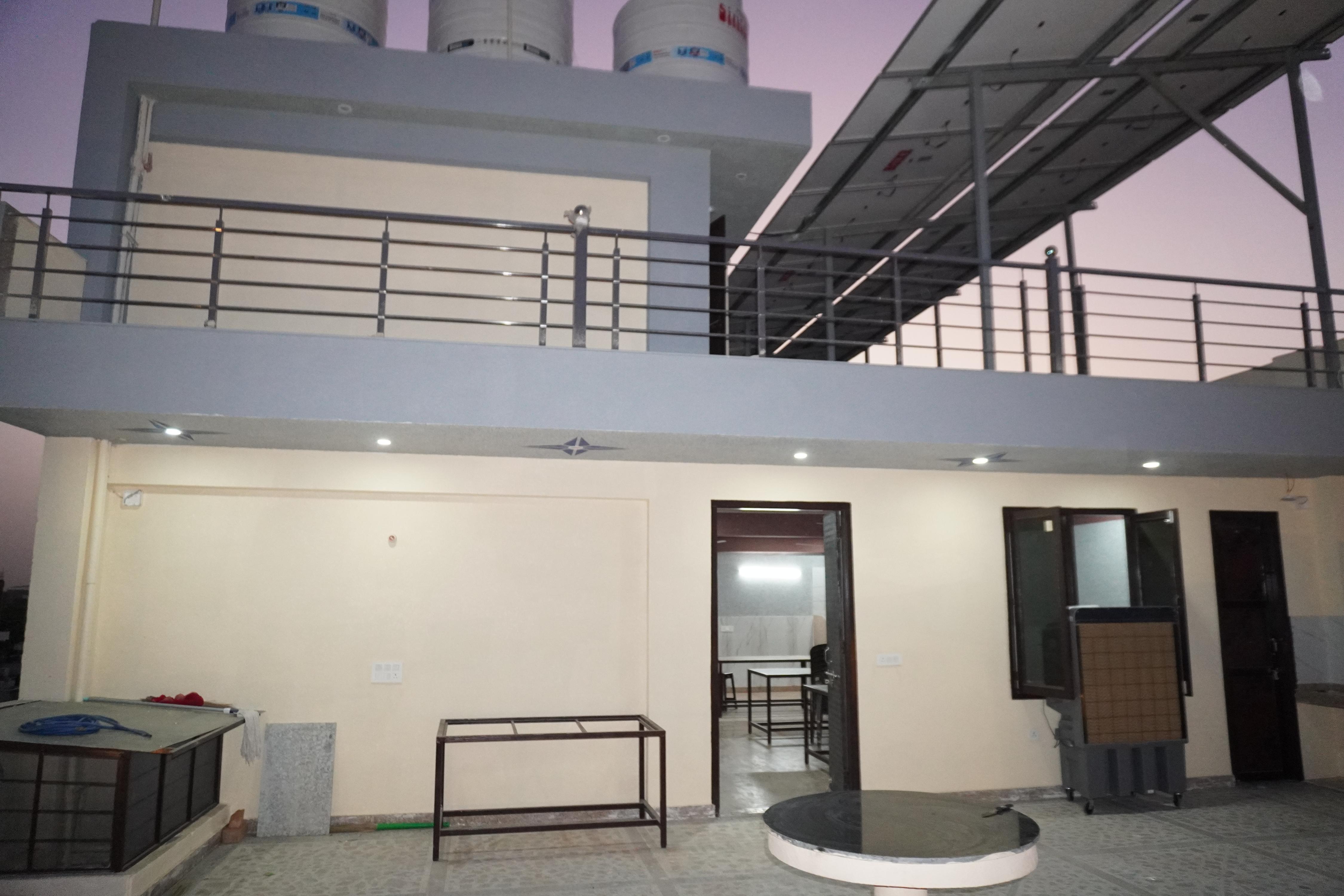 New Arpita Girls Hostel - Tap to explore photos