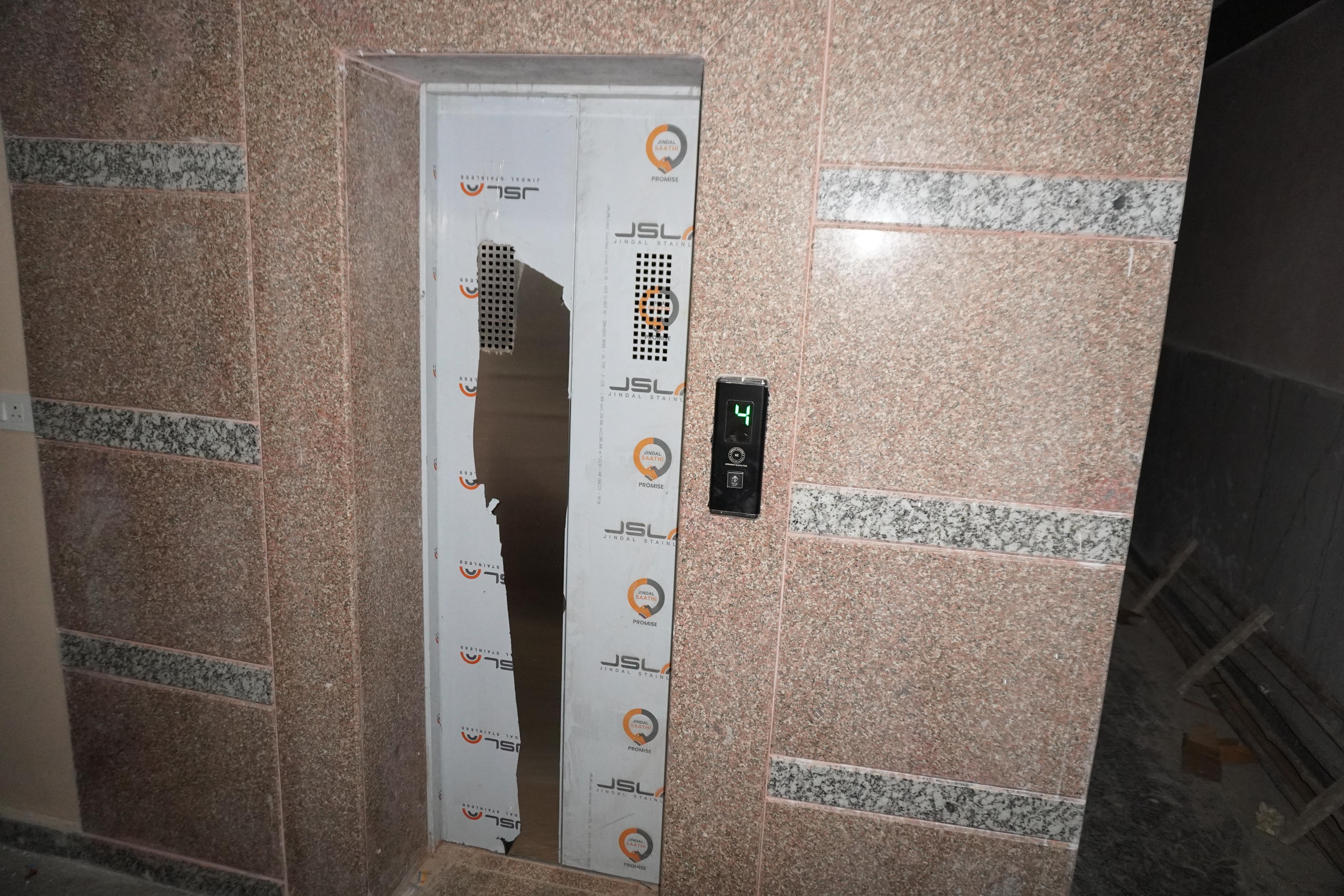New Arpita Girls Hostel - Tap to explore photos