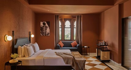 Minimalist - Lake Pichola Edit Room Type - Maharaja Suite