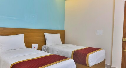 Hotel Sri Murari Room Type - Double Twin Room (2 Single Bed) Hotel Sri Murari Room Type - Double Twin Room (2 Single Bed)