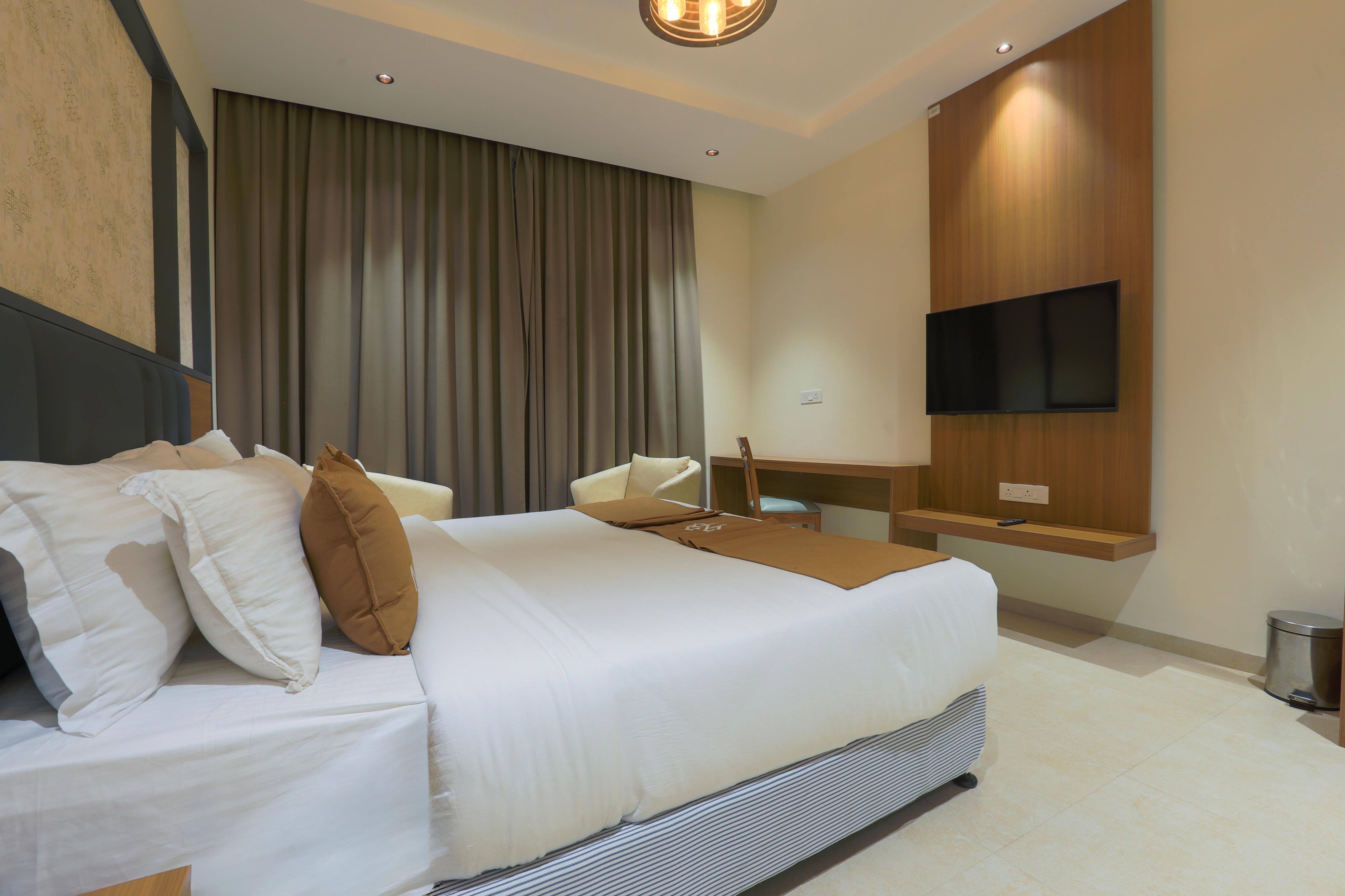 Nova Platinum Hotel and Restaurant Ujjain - Tap to explore photos