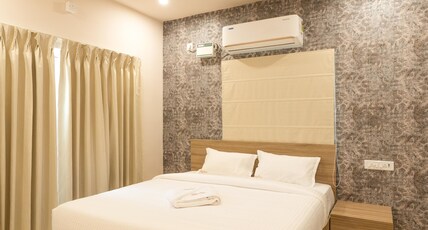 SKYLINE SUITES Room Type - Suite - 1BHK
