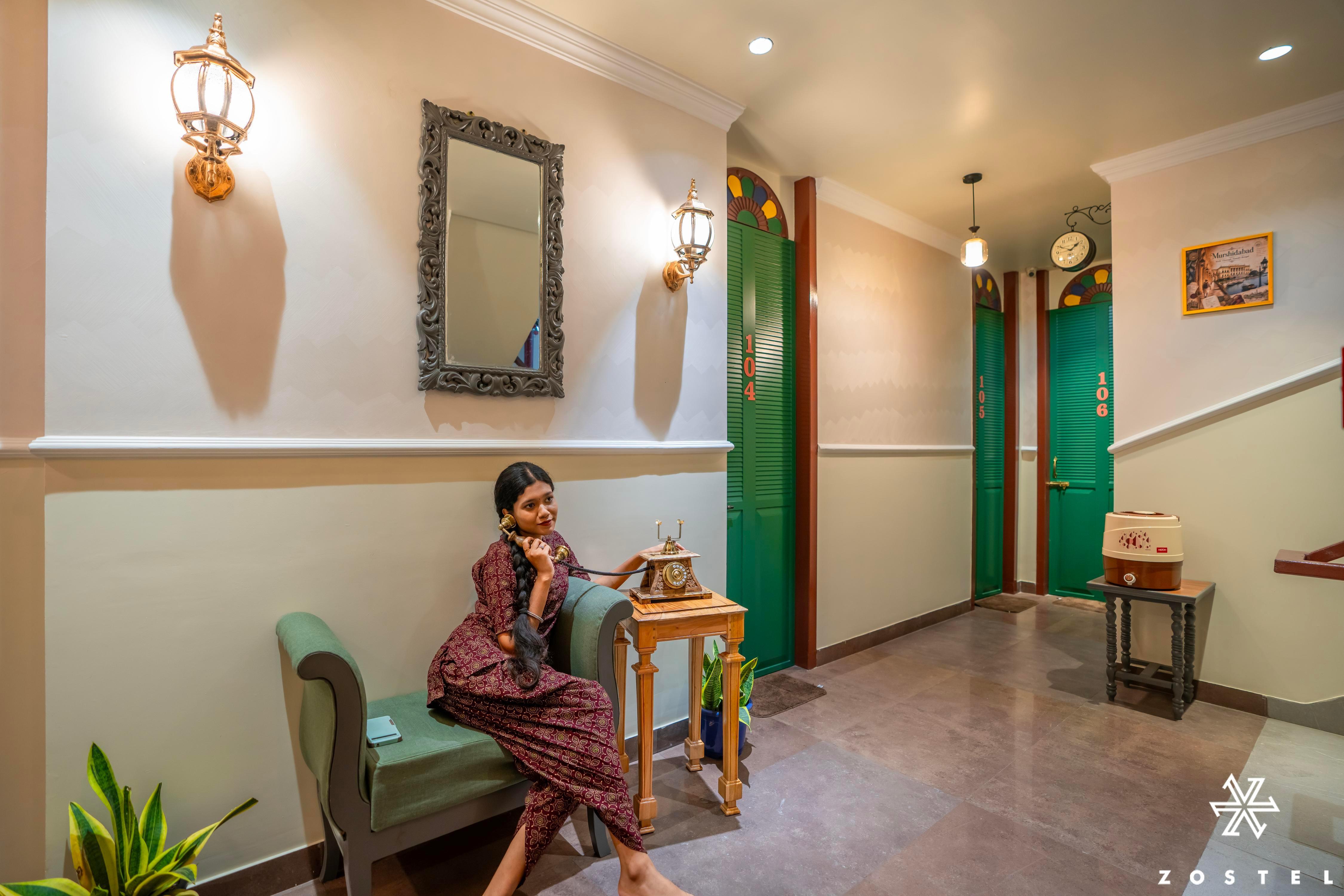 Zostel Kolkata - Tap to explore photos