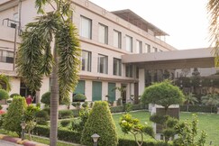 Sanzha Chulha Hotel