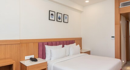 The Kalash by Lawrence hotels Room Type - Superior room (without balcony) The Kalash by Lawrence hotels Room Type - Superior room (without balcony)