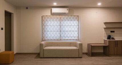 Mansions by HomeSlice Room Type - The Executive Suite
