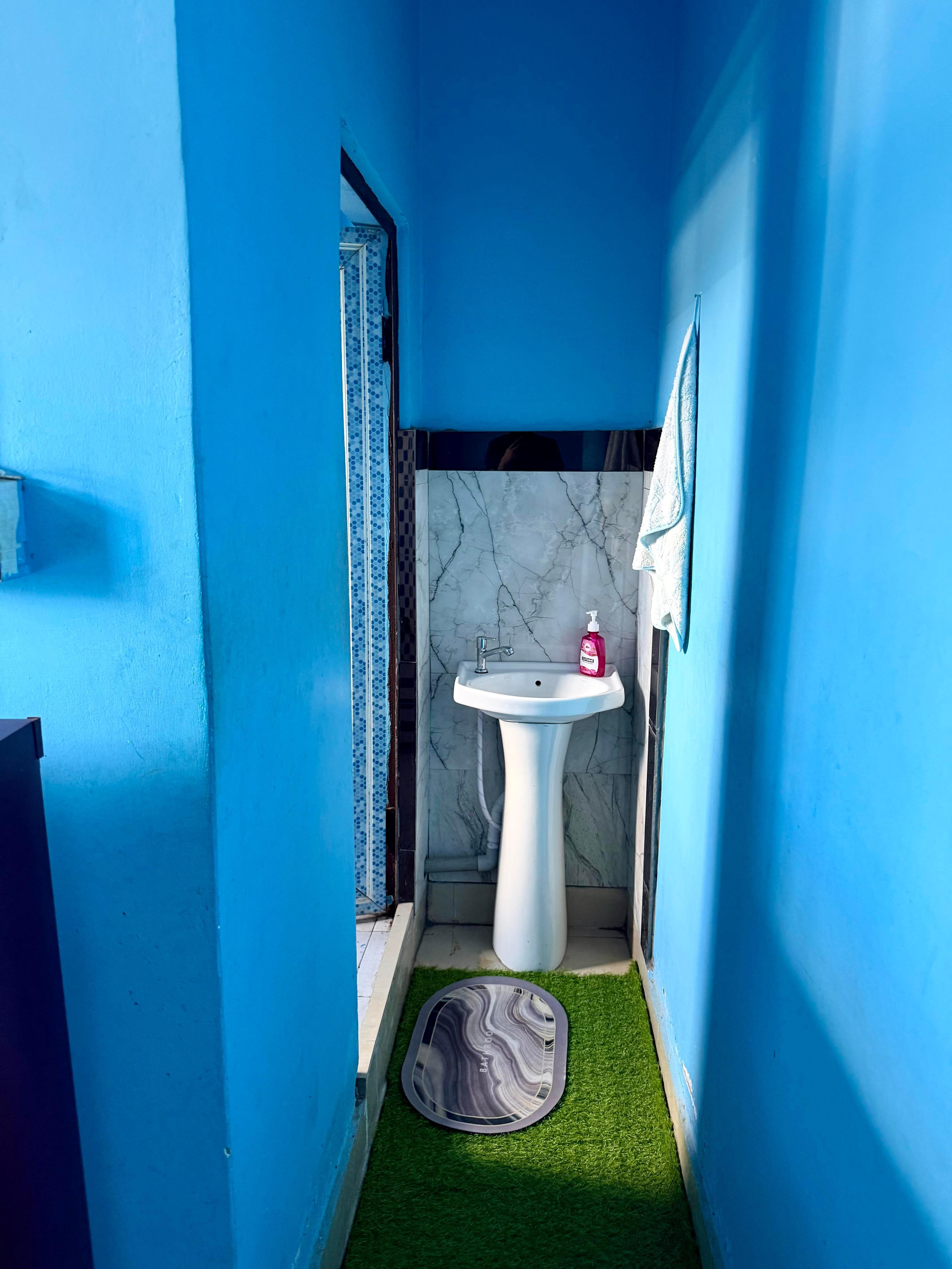 Kakum Homestay - Tap to explore photos