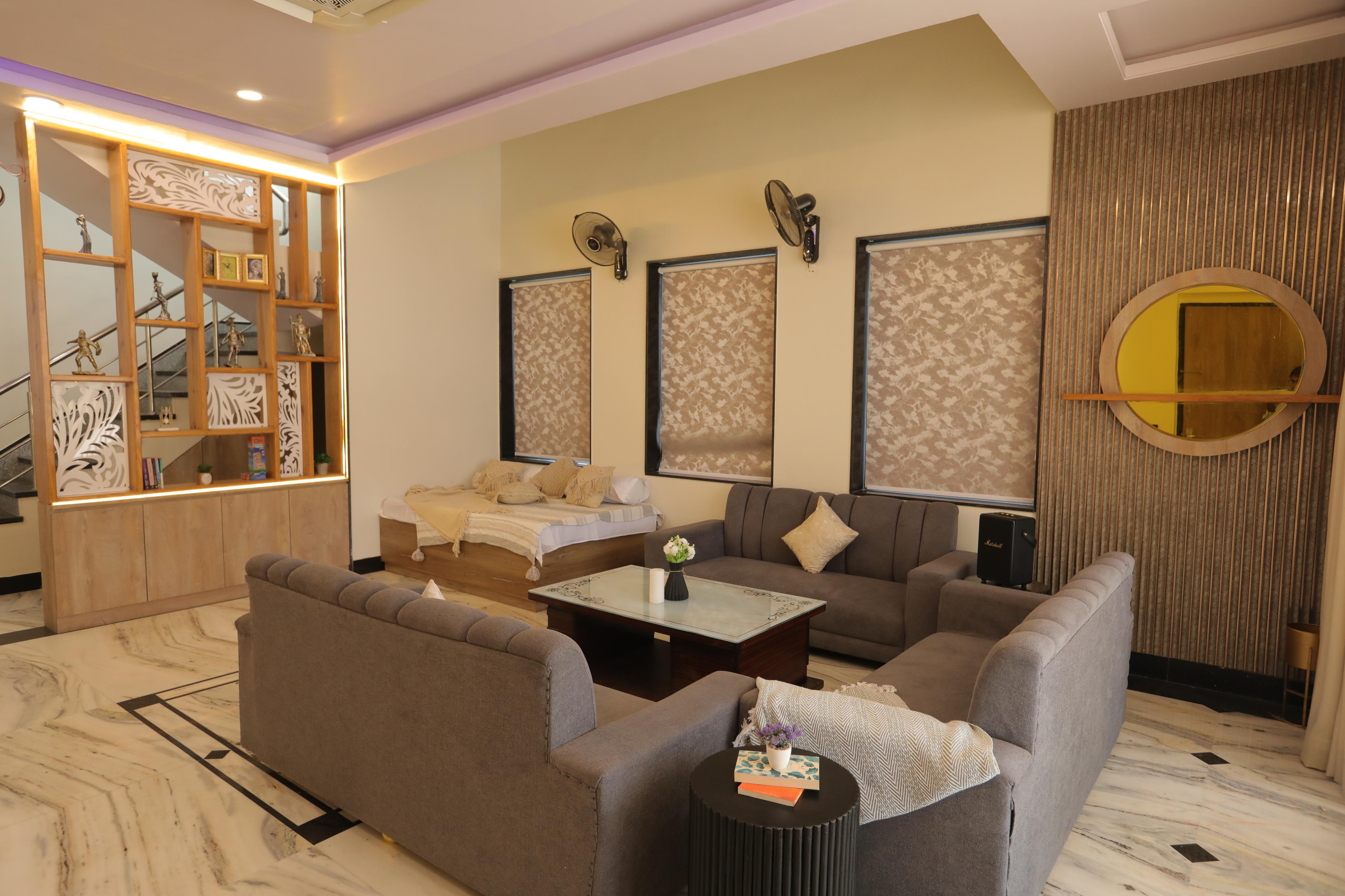 4 BR Luxury Pool Villa Jaipur - Tap to explore photos