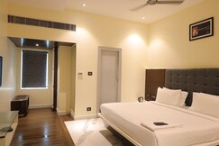 YAR INN CENTRAL