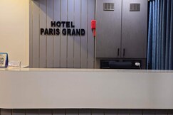 Hotel Paris Grand.