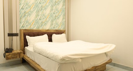 Hotel Vinayak Vista Room Type - Double Room
