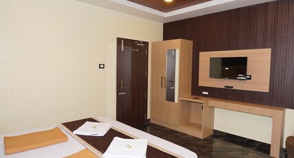 Grand Galaxy Hotels Room Type - Deluxe Double Bed AC
