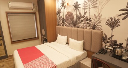 PADMA MANOR ROYAL Room Type - Premium Room