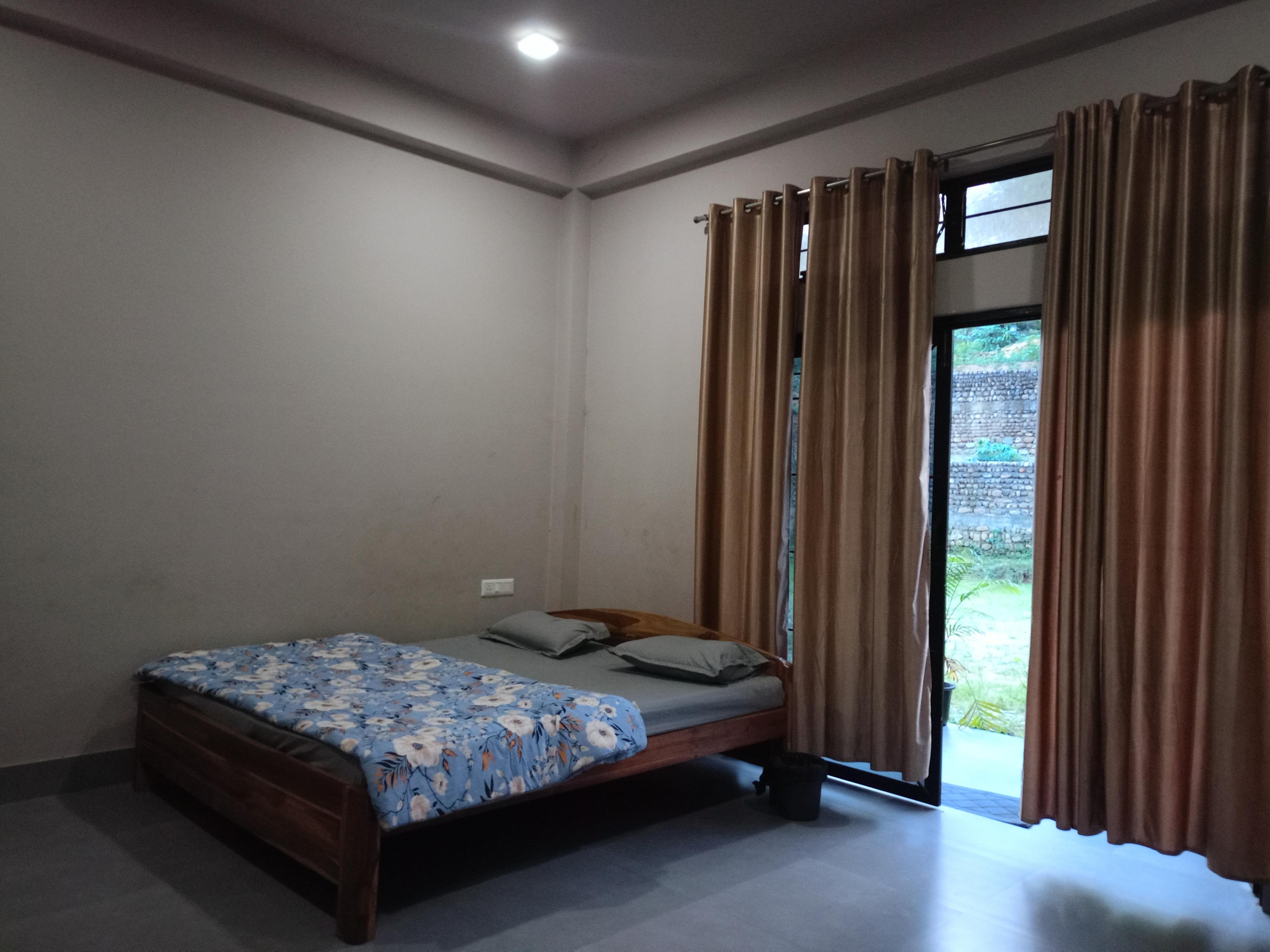 Urban Vibe Guest House - Tap to explore photos
