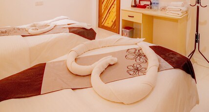 The Vilu Himmafushi Room Type - Deluxe Twin Room with Air Conditioning