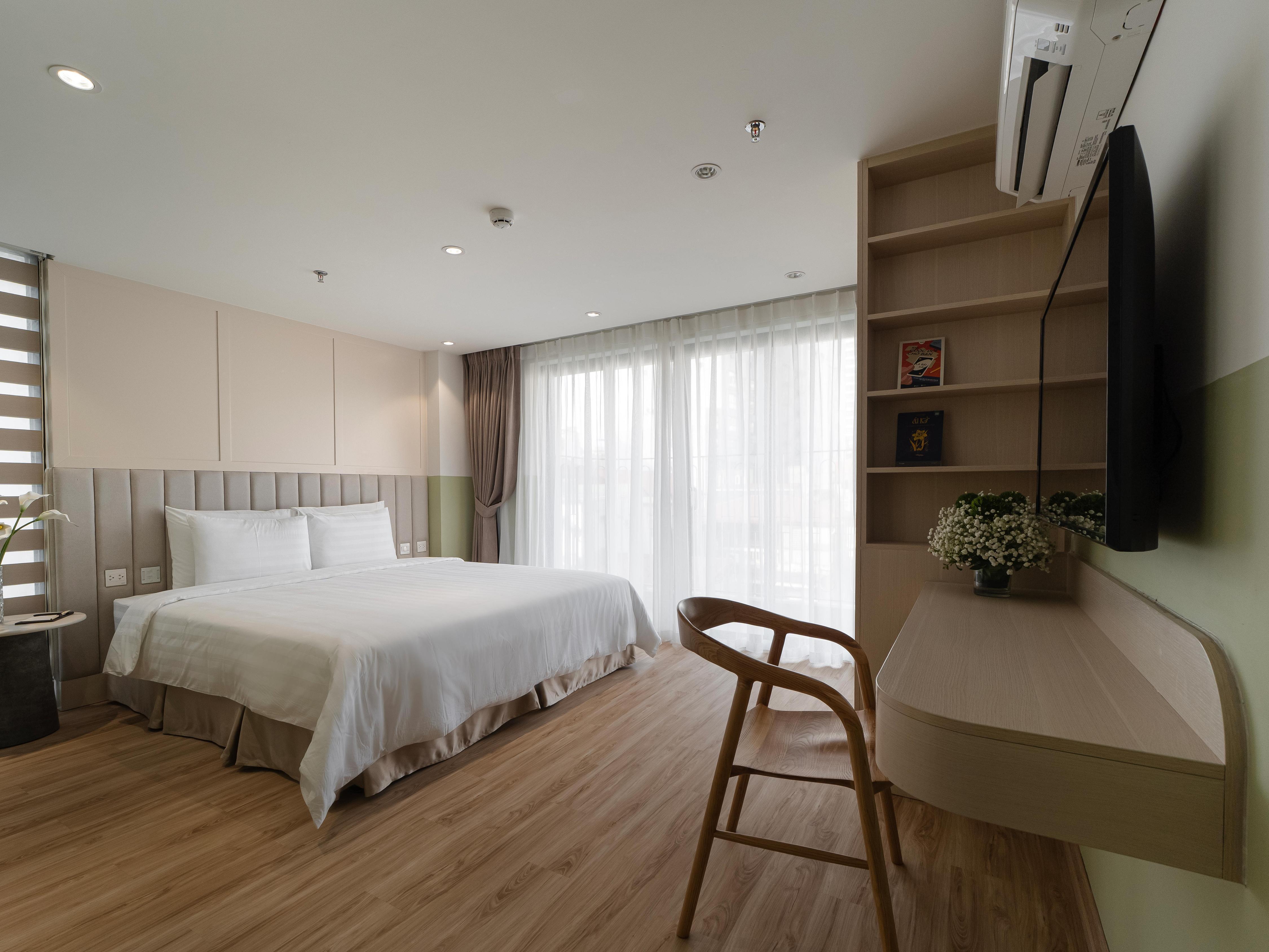 Little Charm Boutique Hotel - Tap to explore photos