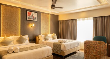 Paramount Residency Room Type - Executive Twin Room