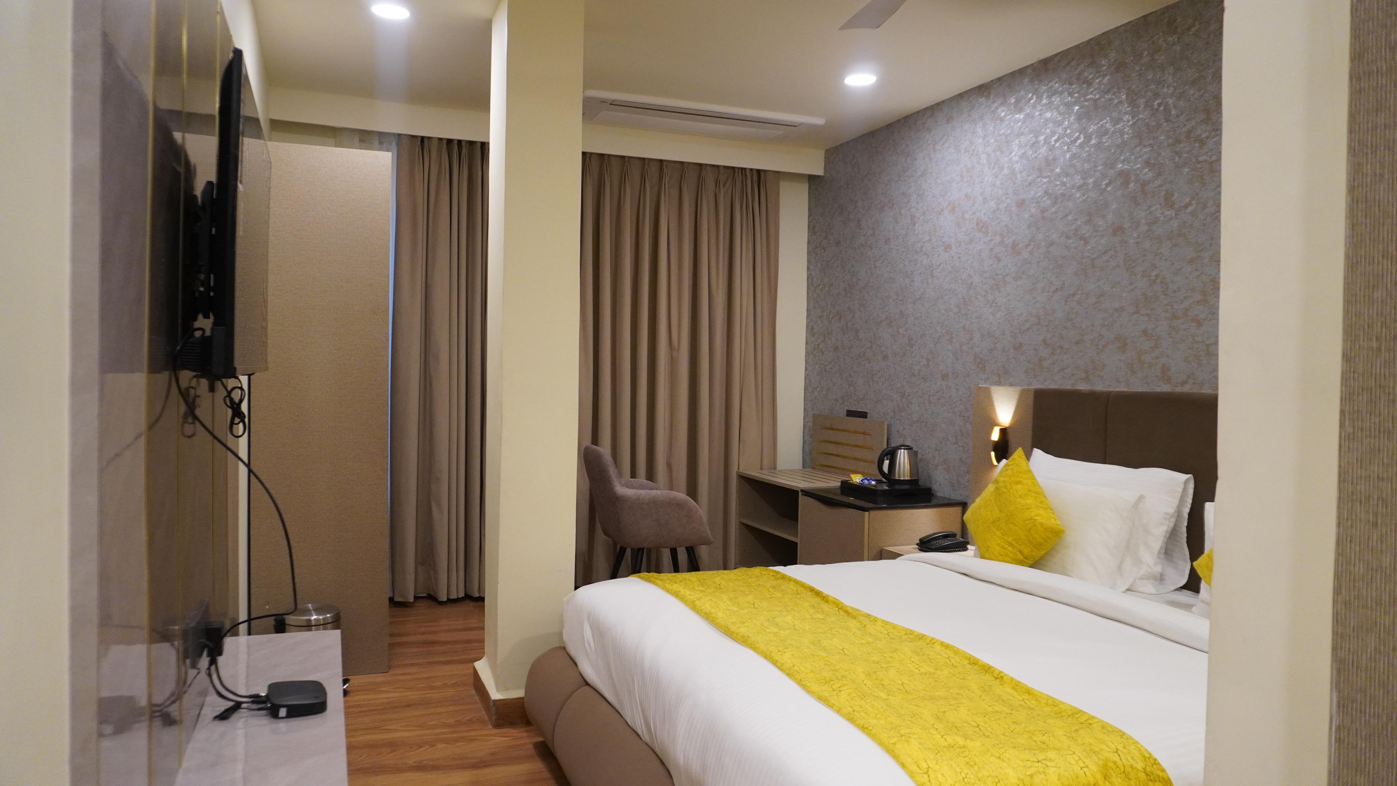 Maa Sheetla Palace Room Type - PREMIUM