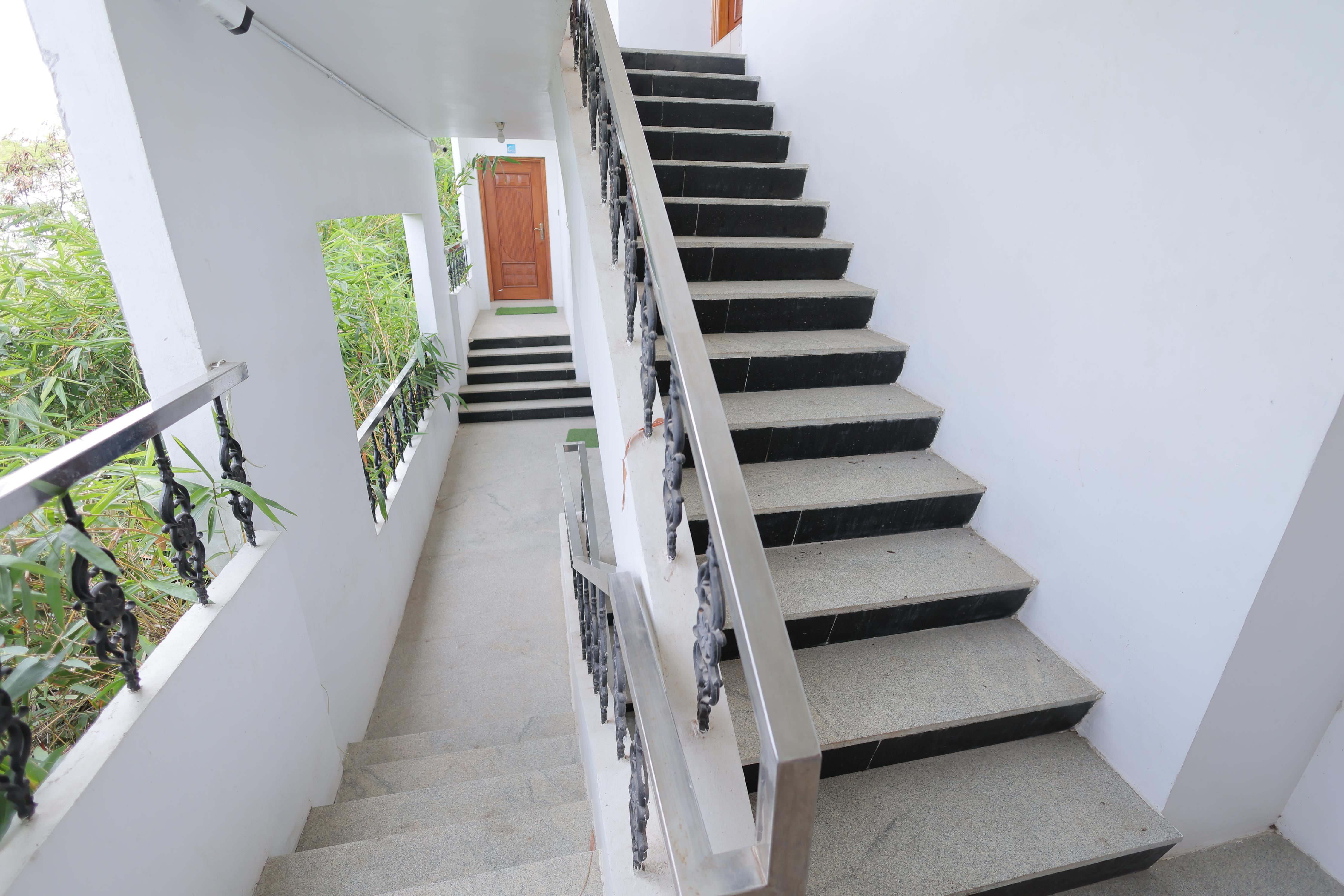 Bahuleya Service Apartments - Tap to explore photos