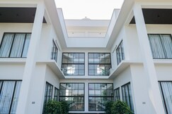 Meeraki Elysian Villa