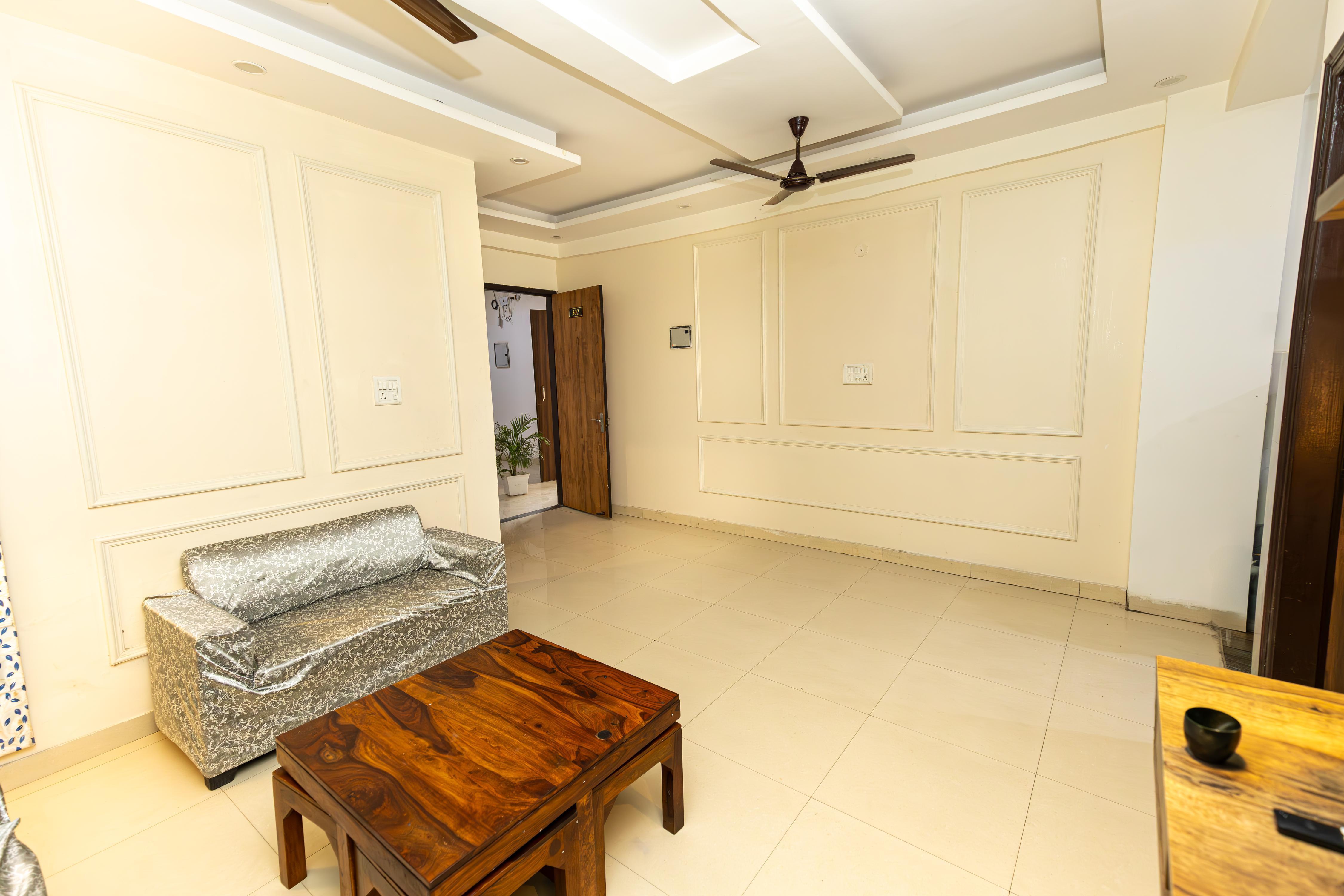 Mad Monkies |Entire 2 BHK Apartment - Tap to explore photos