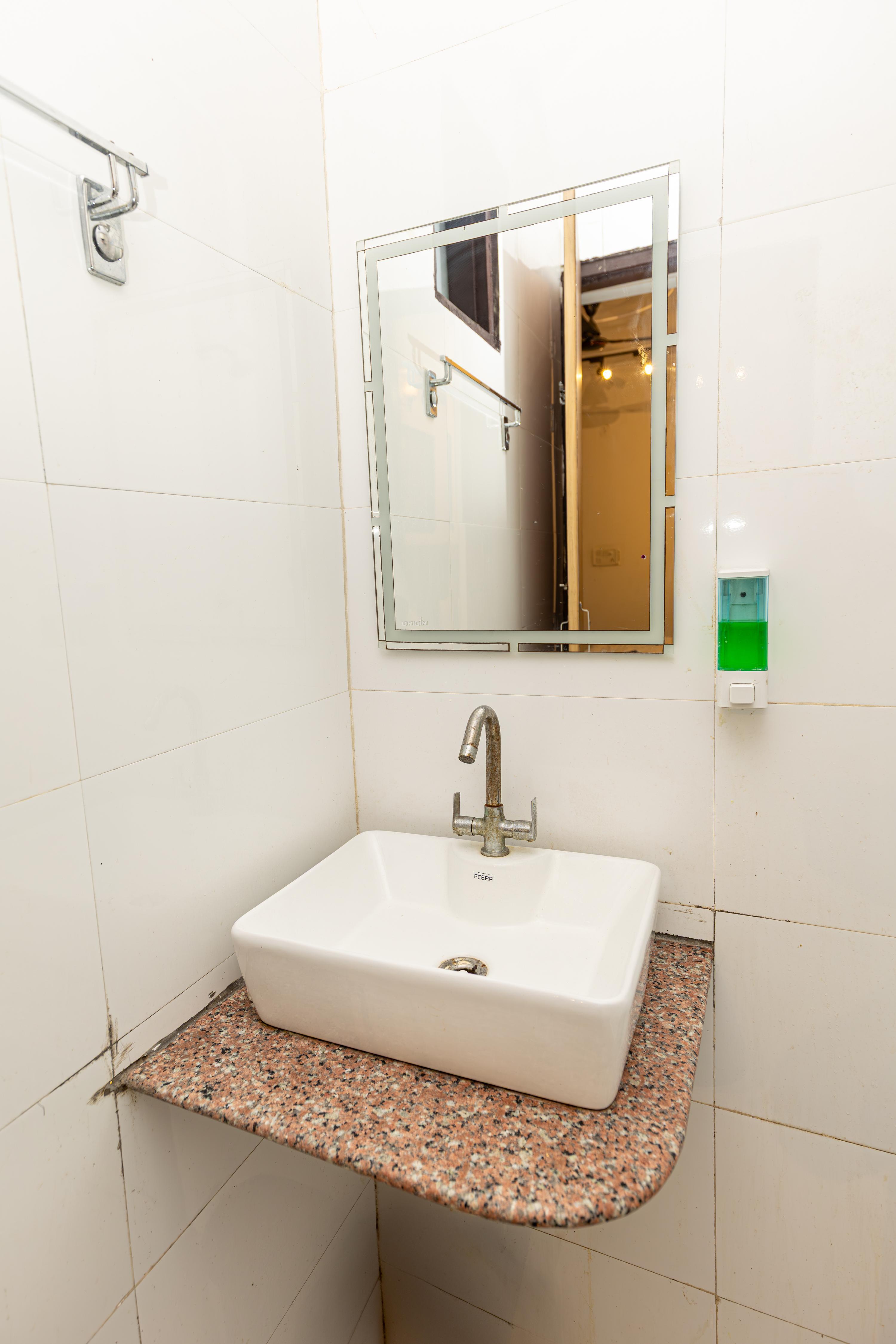 Mad Monkeys |Entire 1BHK Fully Furnished Apartment - Tap to explore photos