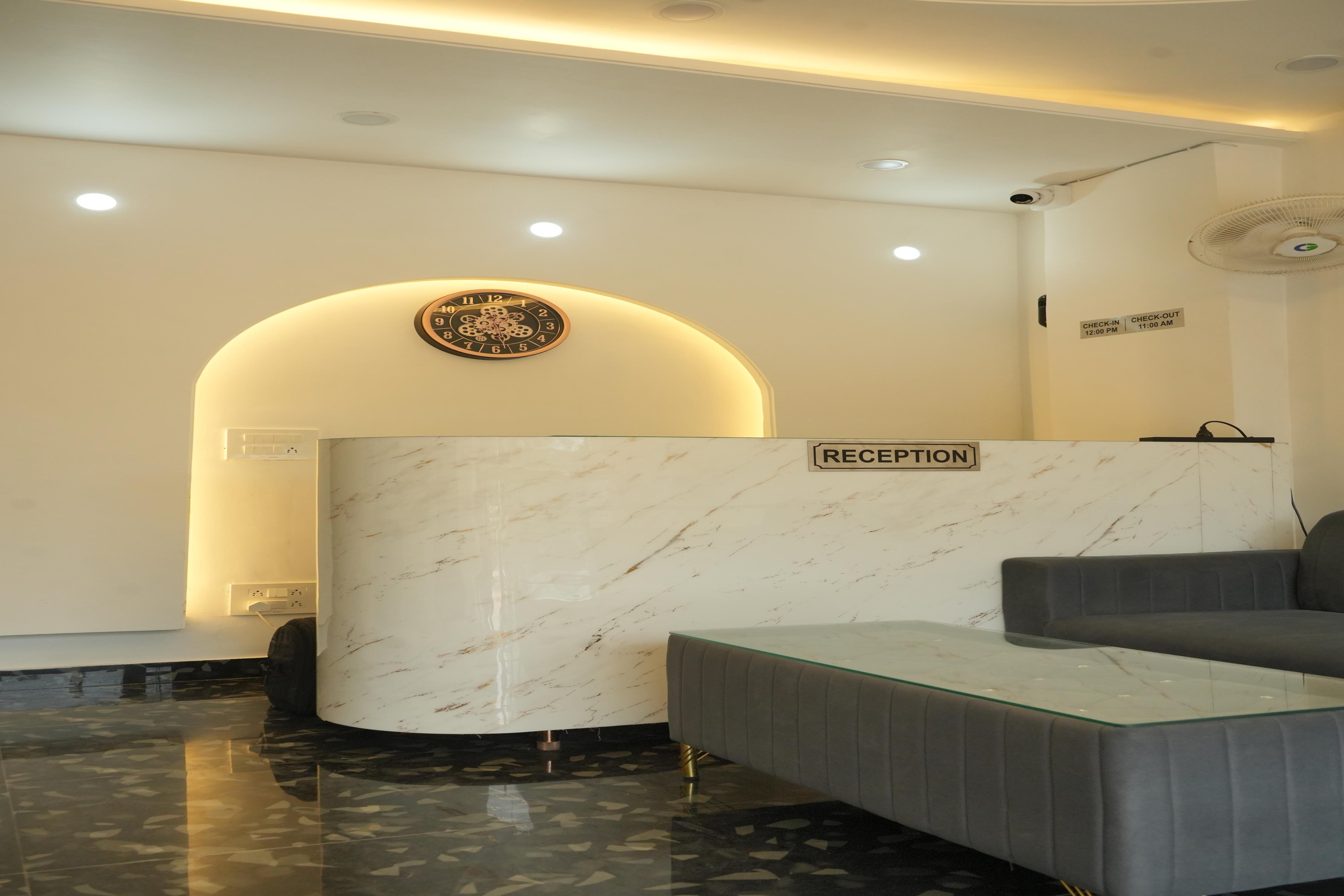 Rooms of Hotel Urban Crown