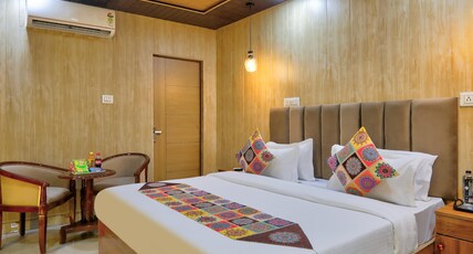 Midtown Inn Delhi Room Type - Deluxe Double Room