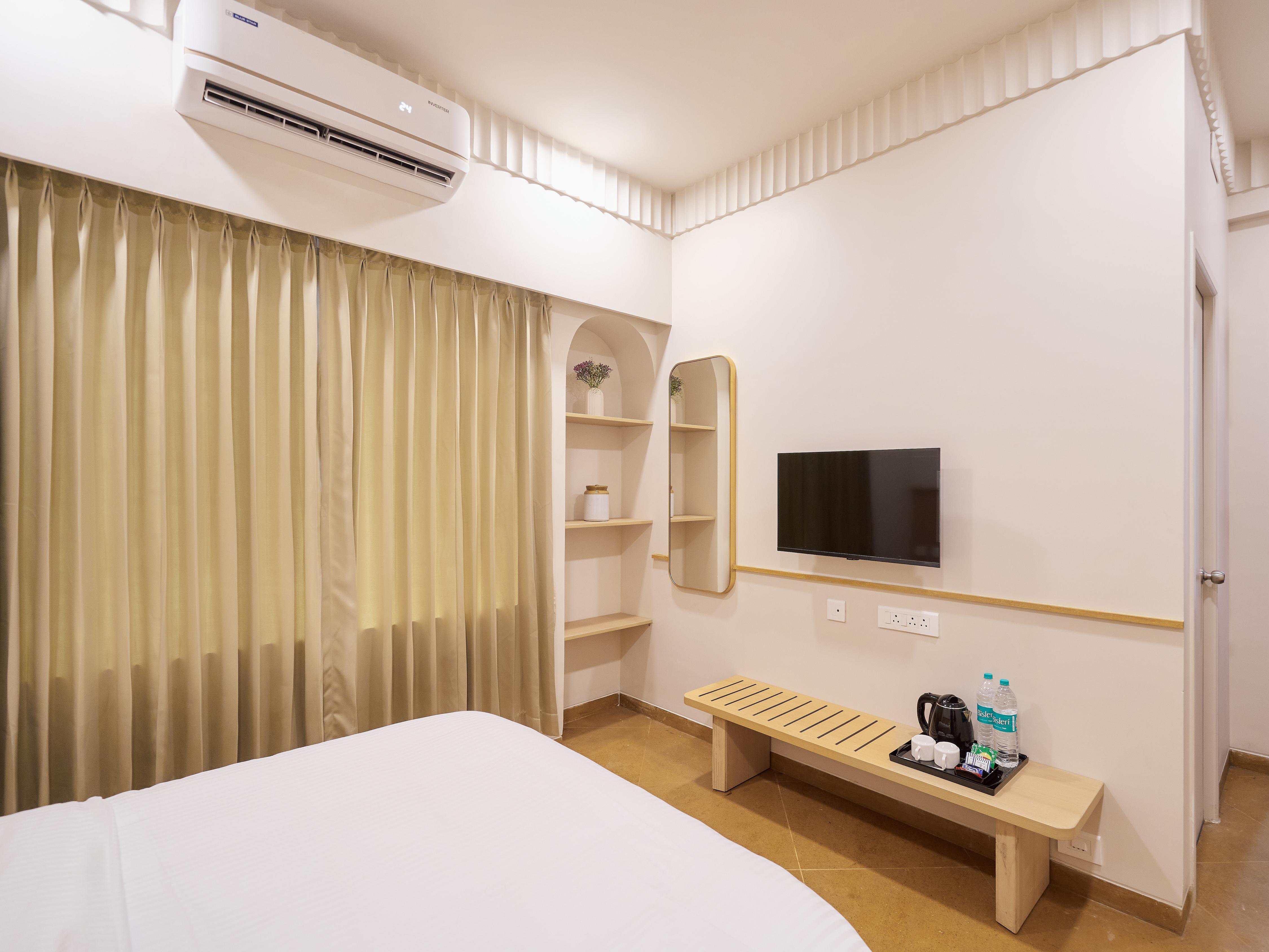 Parthas suites - Tap to explore photos
