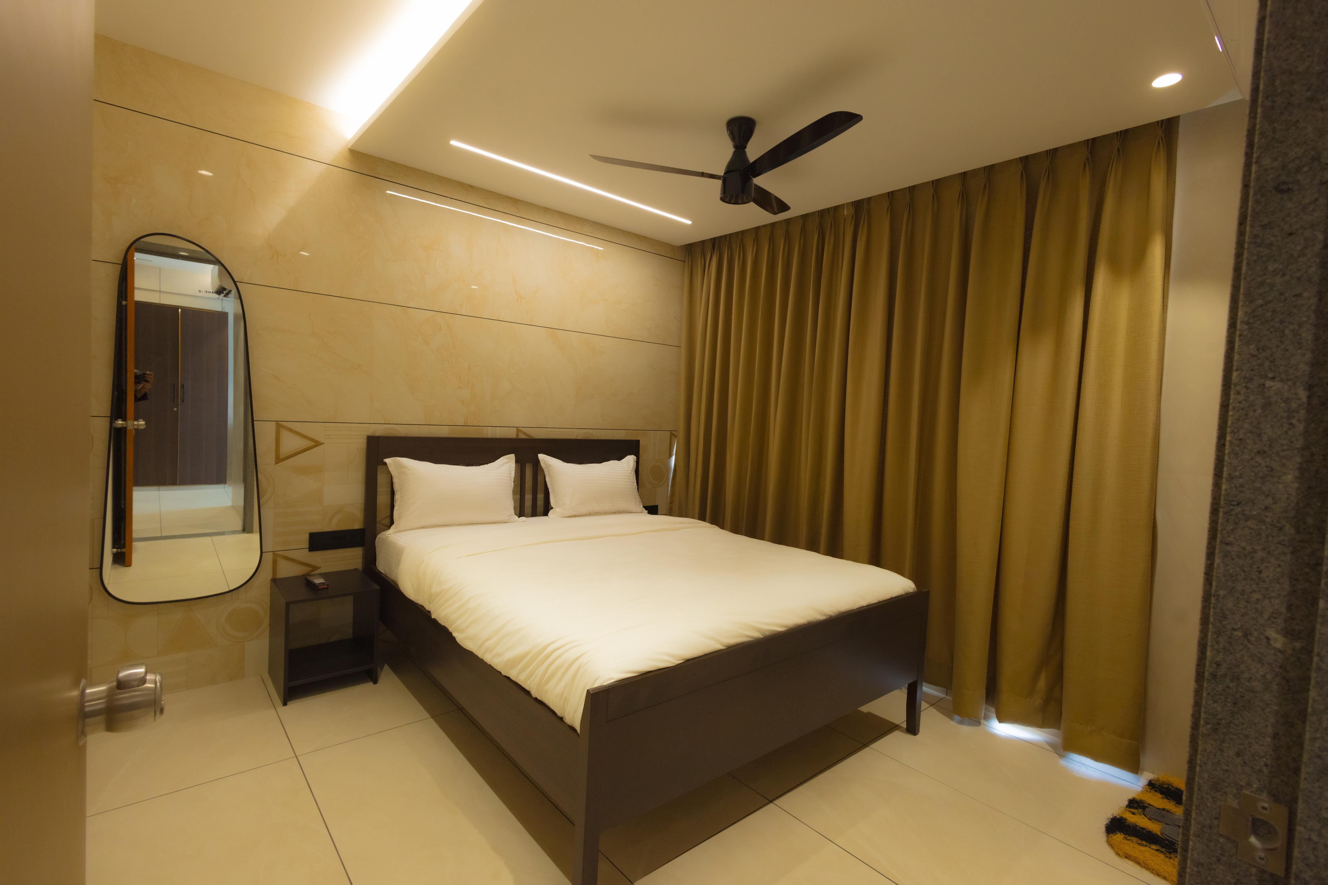 Nirrtul Platinum 1 BHK Apartment Cozy Quite - Tap to explore photos